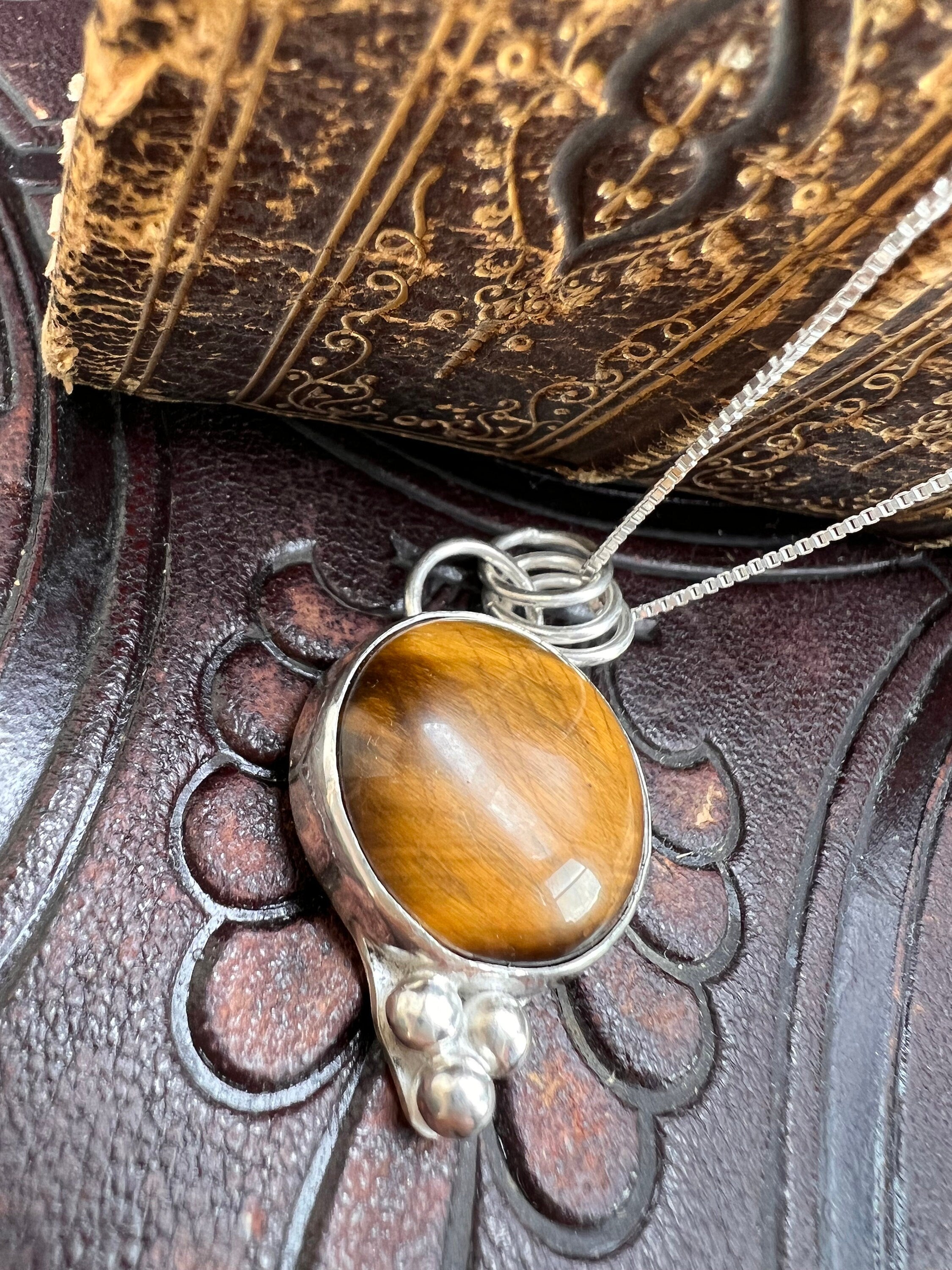 Sunbeam Tiger's Eye Pendant Necklace